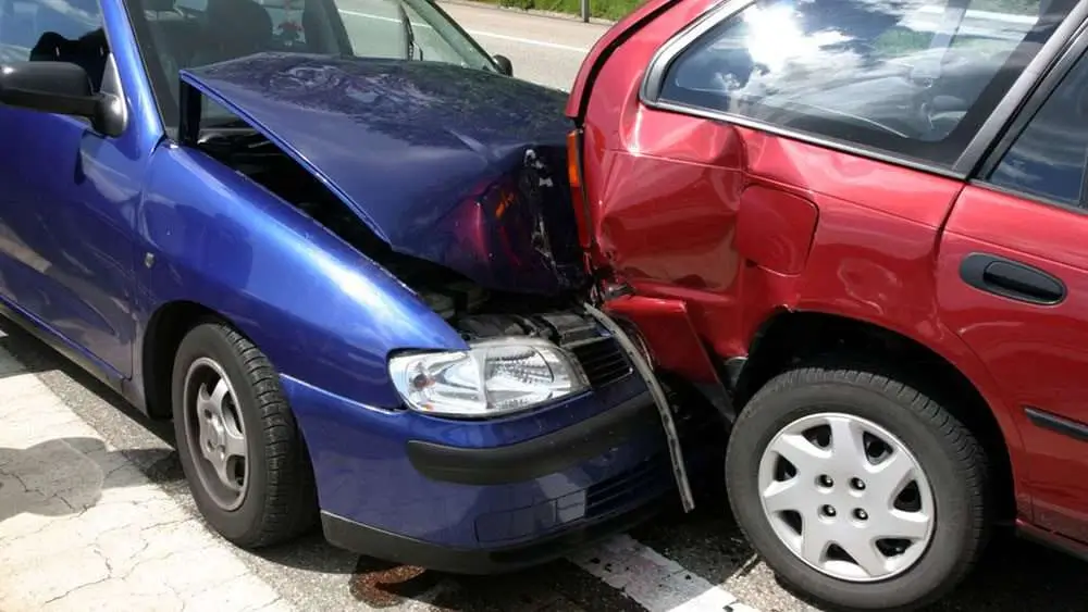 What You Should Do If You’re Caught in a Car Accident